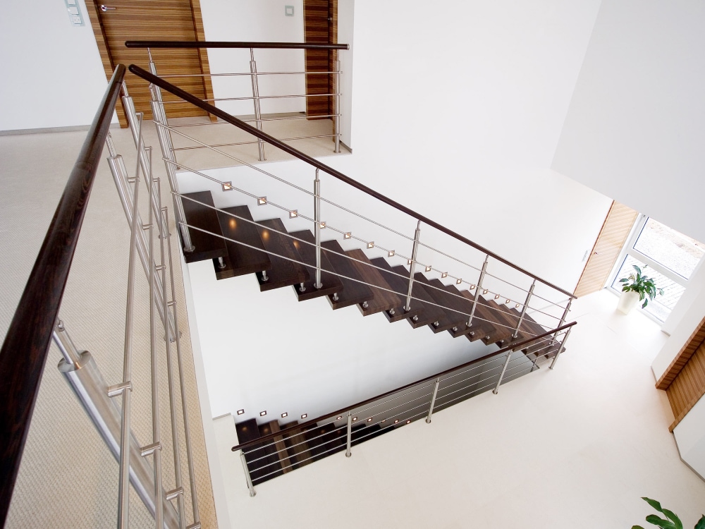 kenngott-rohrer-holztreppen-freitragende-treppe-02