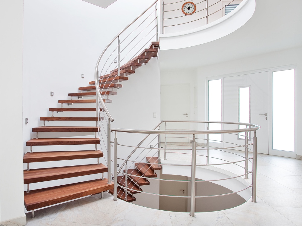 kenngott-rohrer-holztreppen-freitragende-treppe-03