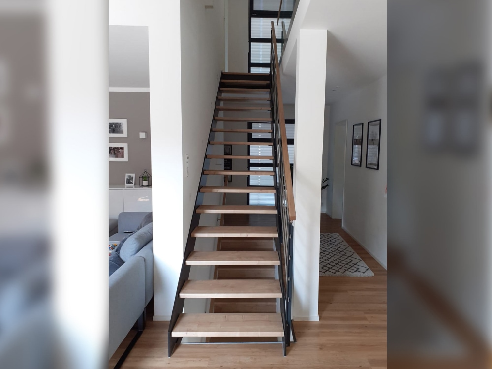 kenngott-rohrer-hpl-treppe-04