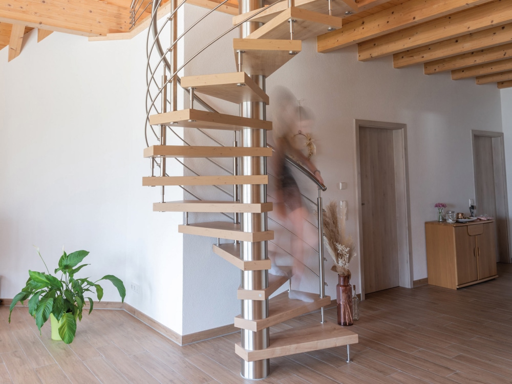 kenngott-rohrer-longlife-treppe-spindeltreppe-03