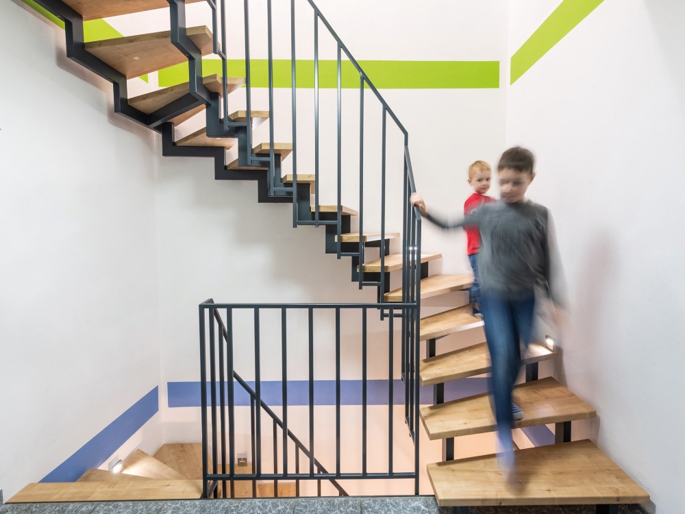 kenngott-rohrer-longlife-treppe-zweiholmtreppe-04