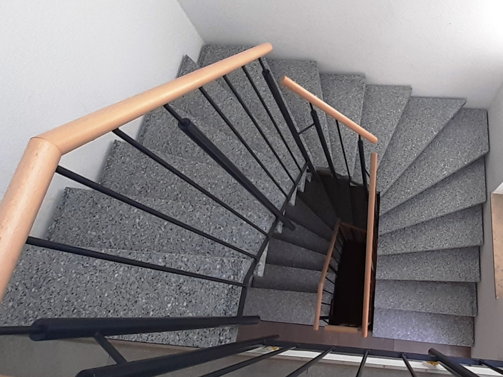 kenngott-rohrer-steintreppen-zweiholmtreppe-02